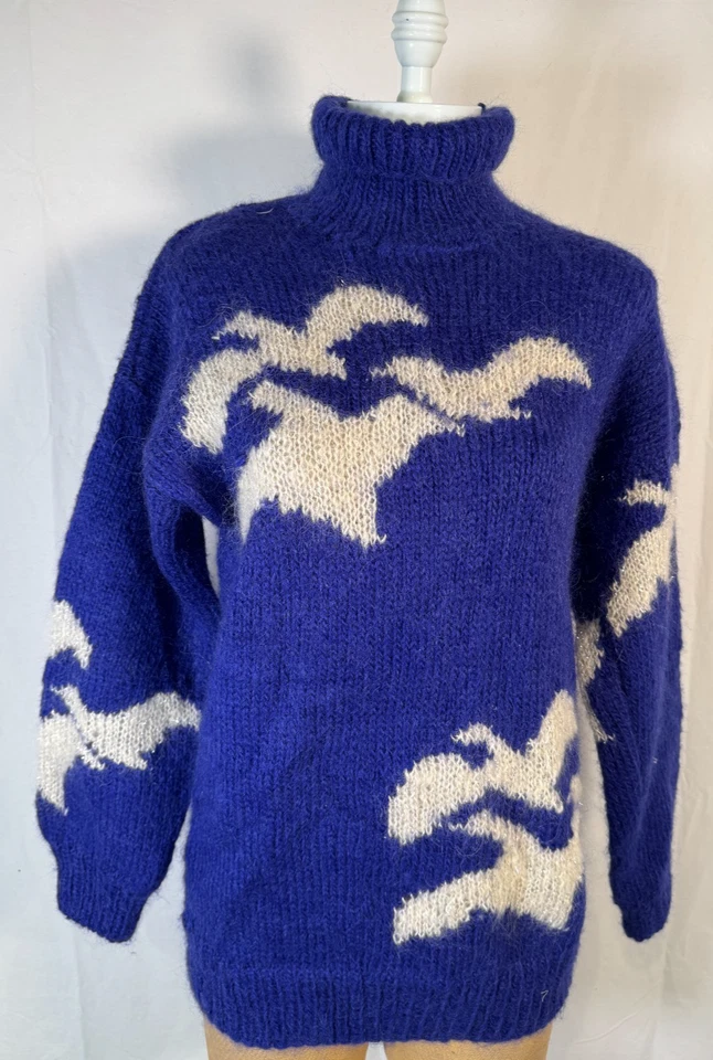 Suéter Mohair Puro Difuso Suave De Colección Azul Blanco Pájaros Tejido a Mano en Canadá Talla M Foto 2 de 4