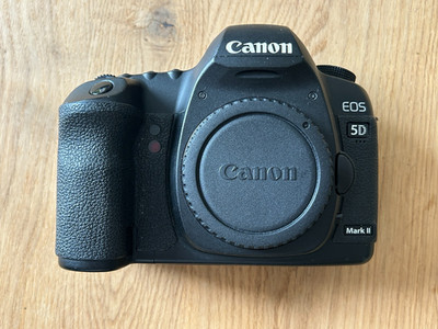 Canon EOS 5D Mark II