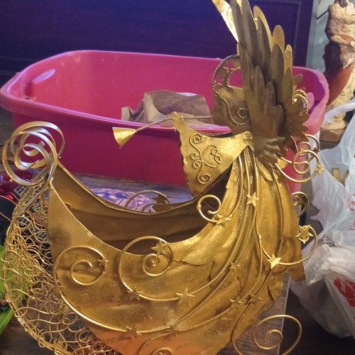 Gold Tone Metal Rooster/Hen Decorative Basket, Decorative, Any Room, 1 Pack