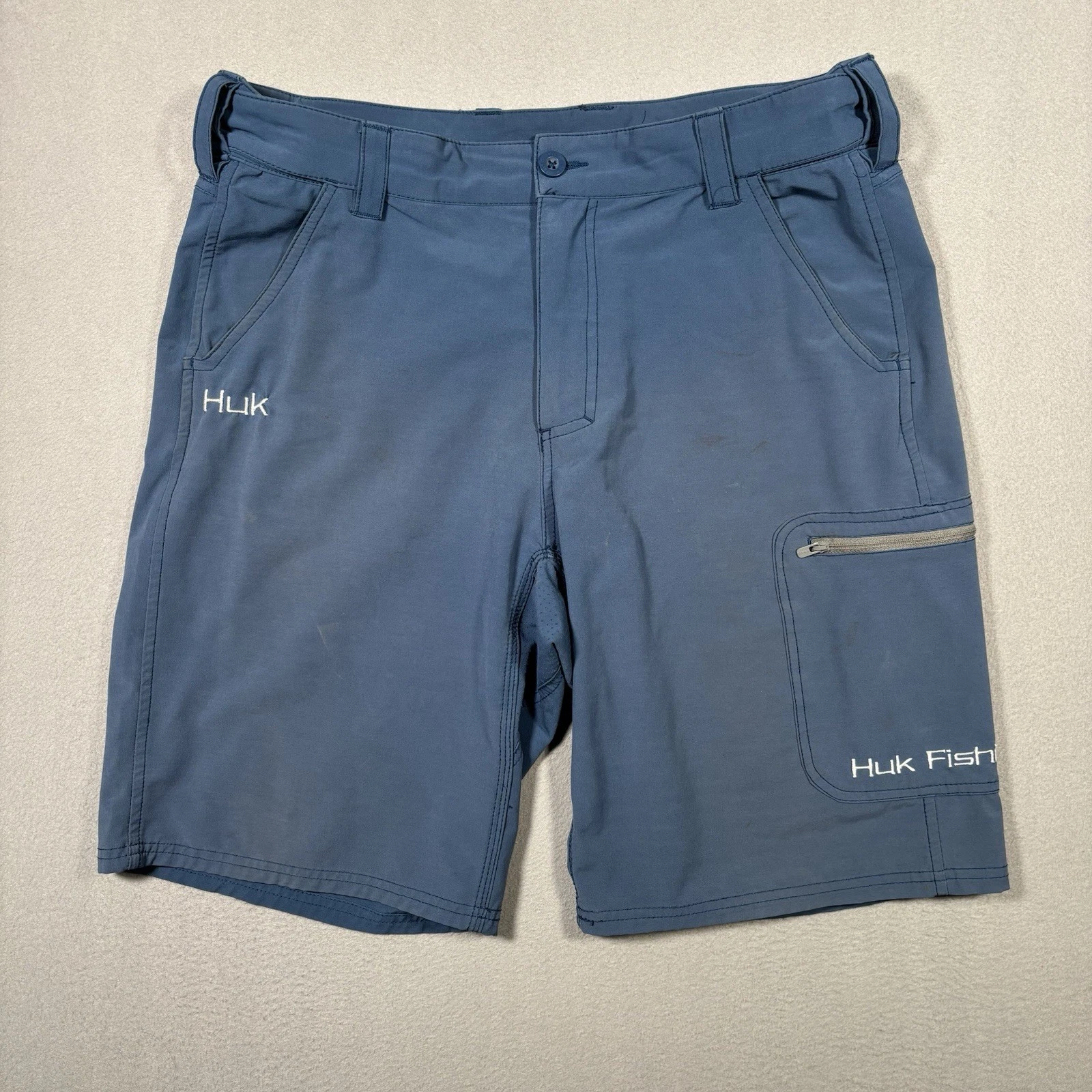 Huk Fishing Next Level Cargo Shorts Men’s Large Blue Performance Pockets Stain
