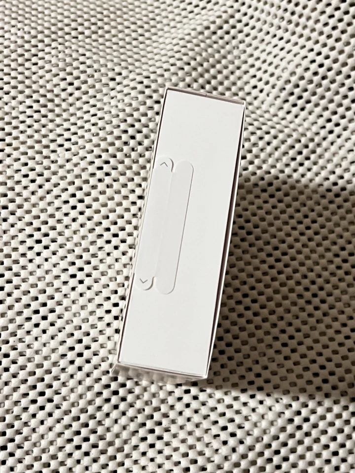 Oura Ring Gen 4 - Gold - Size 9- BRAND NEW SEALED - Fast Shipping - Image 3 of 3