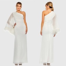 IEENA FOR MAC DUGGAL White Feather Cuff One Shoulder Ruched Gown NWT size 2