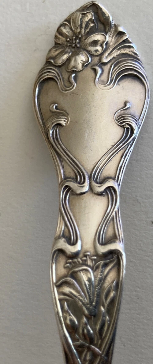 Antique Victorian 1902 Sterling Silver Lily Art Nouveau Cream Sauce Ladle