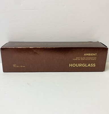 Hourglass Ambient Soft Glow Foundation (Shade 16.5) - 1 oz /30mL NEW