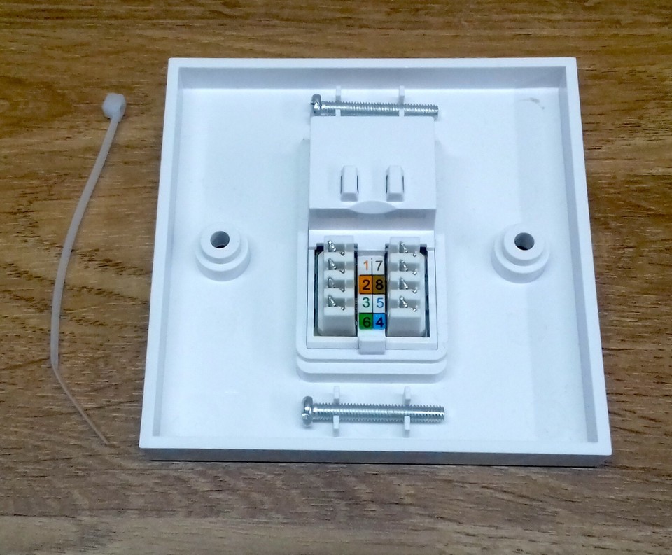 Kauden 10 Moduli Dati CAT6 RJ45 Bianchi 25×50mm Con Strumento Di Inserimento – Per Placche Universali