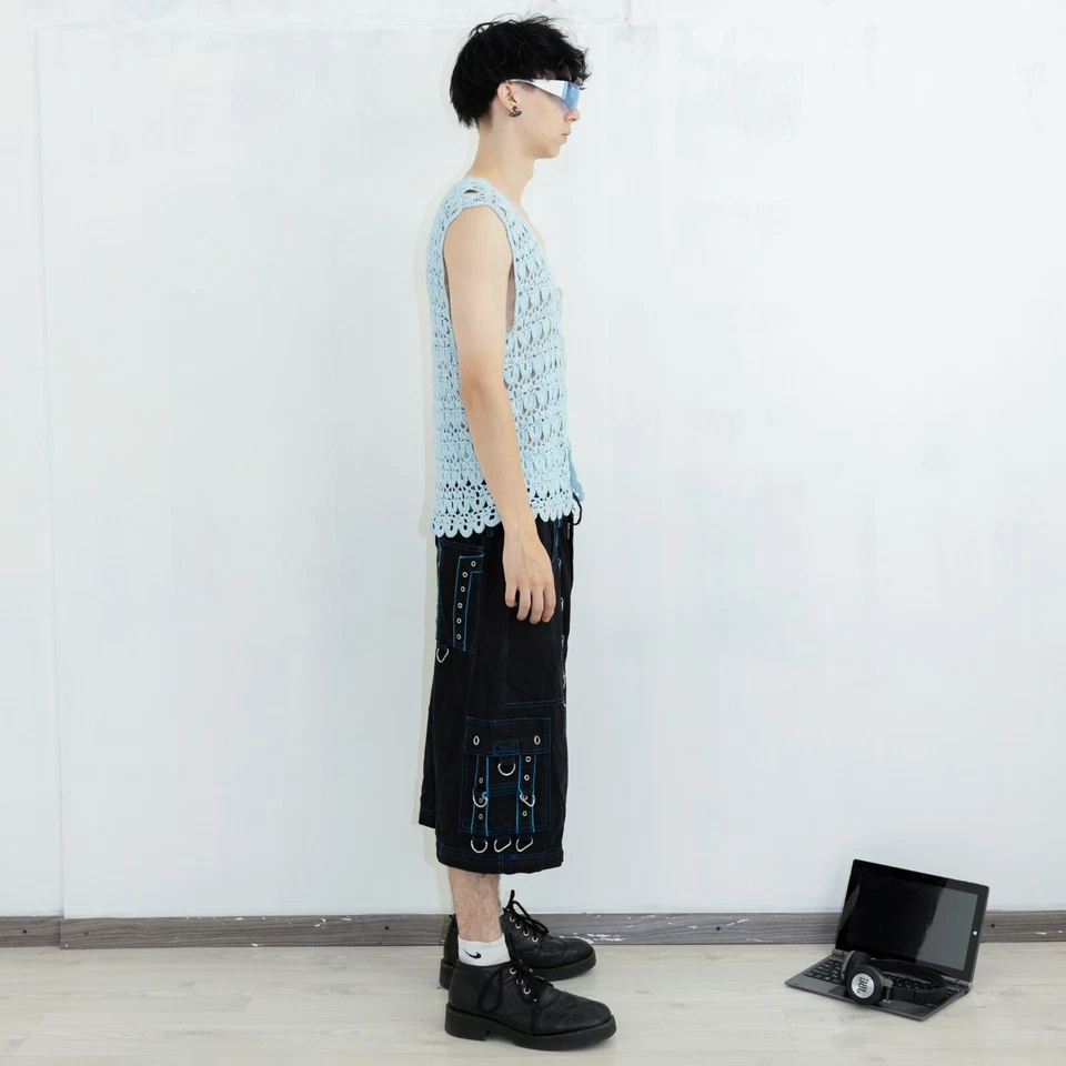 Vintage Y2K cute crochet button down vest top in baby blue - Image 4 of 4