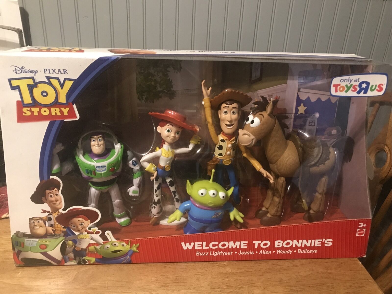 Toy Story Welcome To Sunnyside 7-Action Figure Set Toys R Us Exclusive New