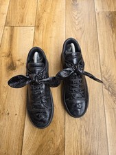 CHANEL CC BOW LEATHER SNEAKERS SIZE 39 EU, 8.5 US, 6 UK