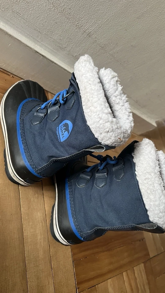 Sorel Yoot Pac 尼龙儿童 防水靴 2 码 — 第 4/4 张图片