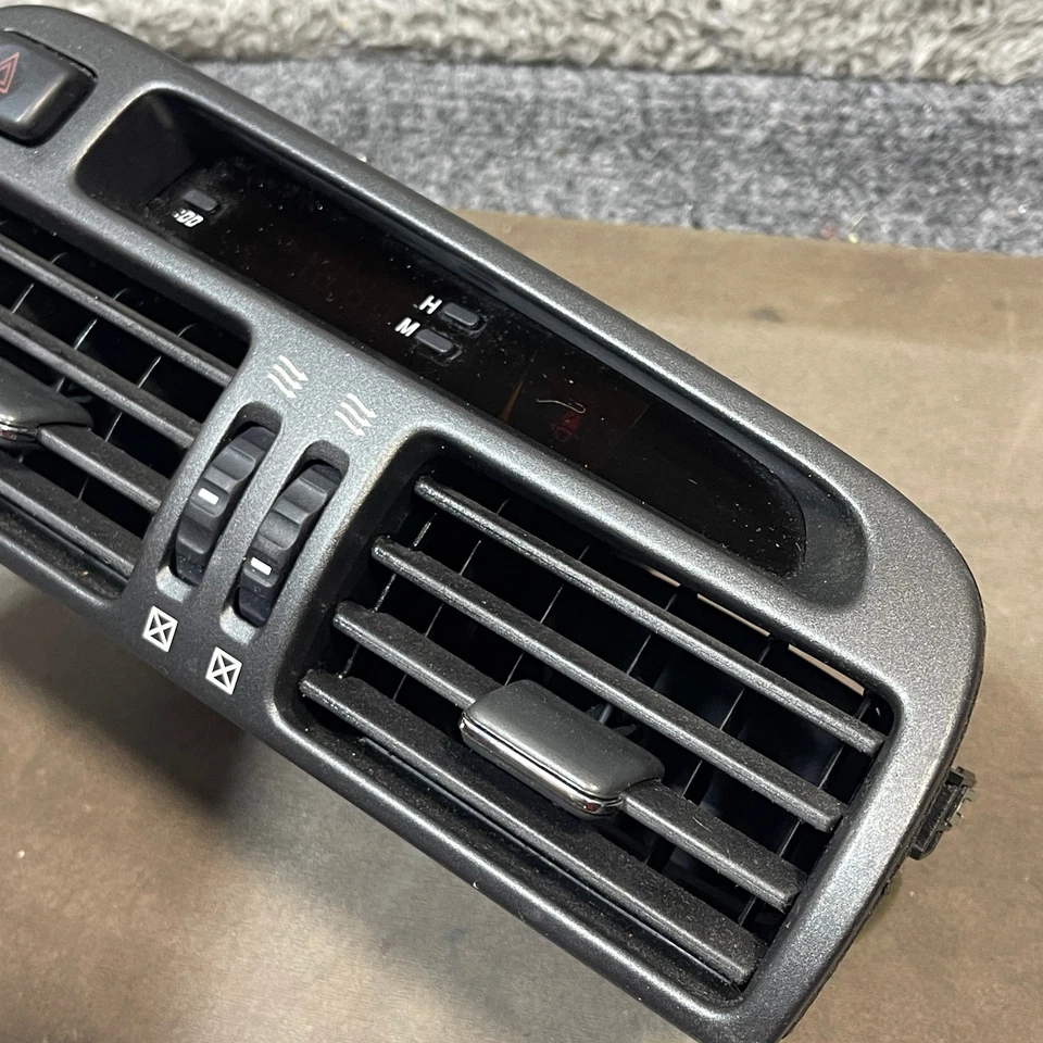 Lexus GS300 GS400 1998-2005 AIRE ACONDICIONADO calefacción ventilación con reloj e interruptor de peligro OEM gris Foto 4 de 4