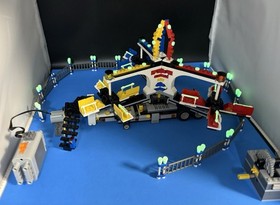 LEGO Creator Expert: Fairground Mixer 10244 w. Power Functions Battery Box 8881