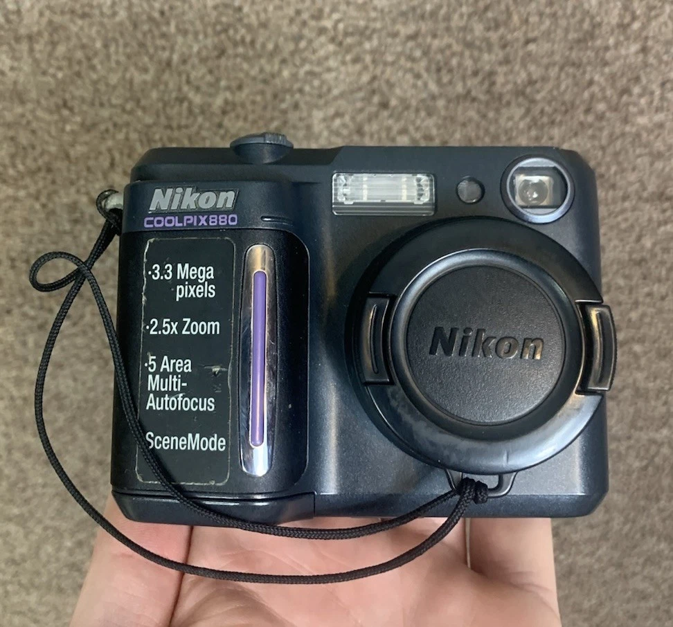 Nikon COOLPIX 880 Digital Cameras for Sale | Shop New & Used