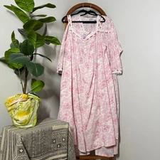 Dreams & Co 3X Pink White Floral 100% Cotton Two Piece Nightgown and Robe Set