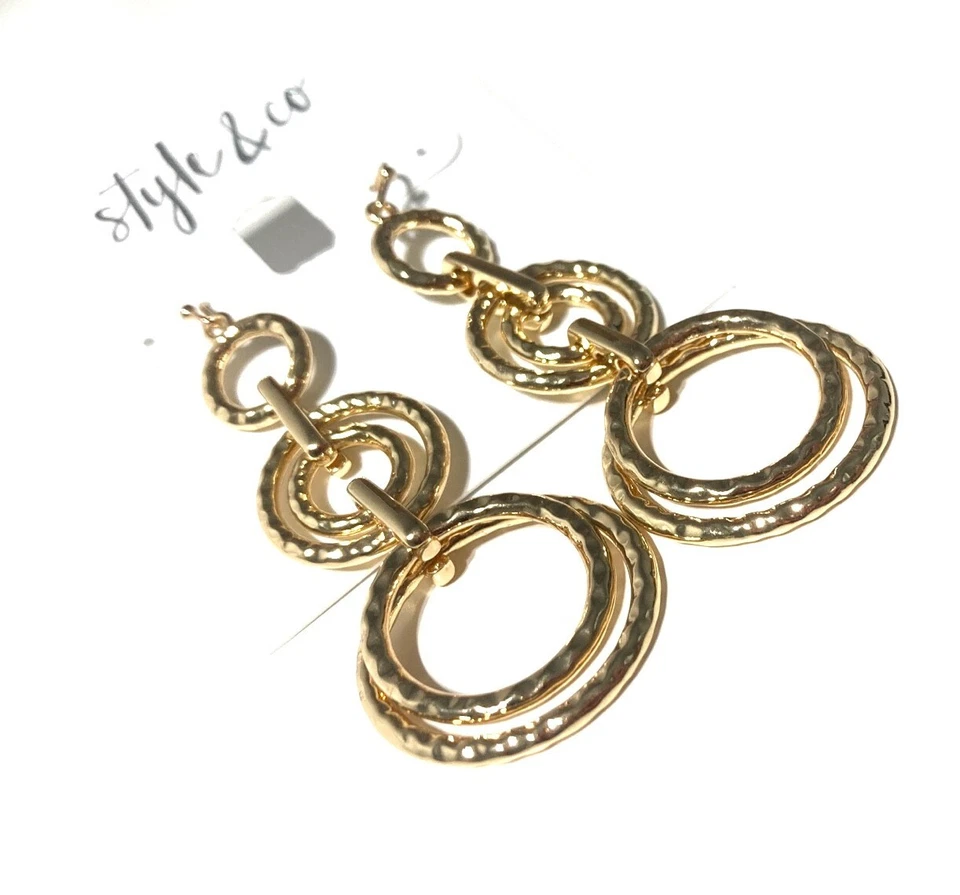 PENDIENTES MODERNOS ESTILO & CO ESLABÓN TEXTURIZADO TONO DORADO TRIPLE GOTA NUEVOS CON ETIQUETAS Foto 3 de 4