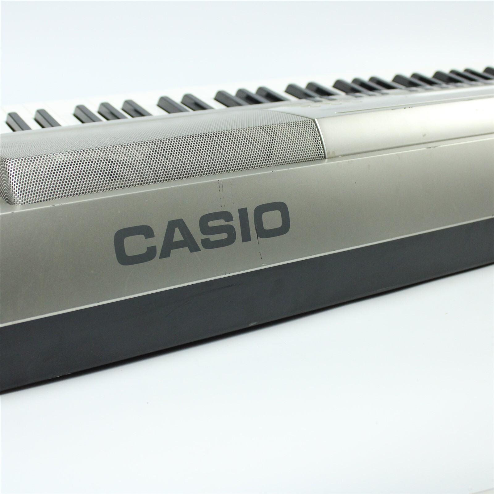 Casio WK-200 76-Key Digital Keyboard Workstation
