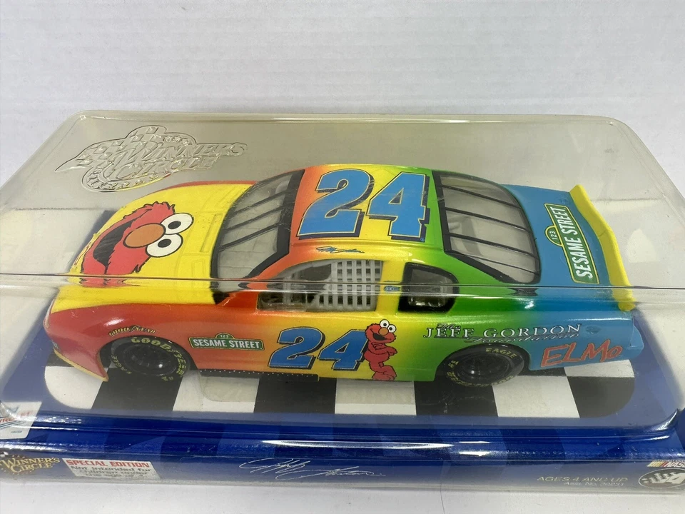 Lote Especial Campeonato Calle Sésamo Elmo Círculo de Ganadores Jeff Gordon 1:24 1:64 Foto 3 de 4