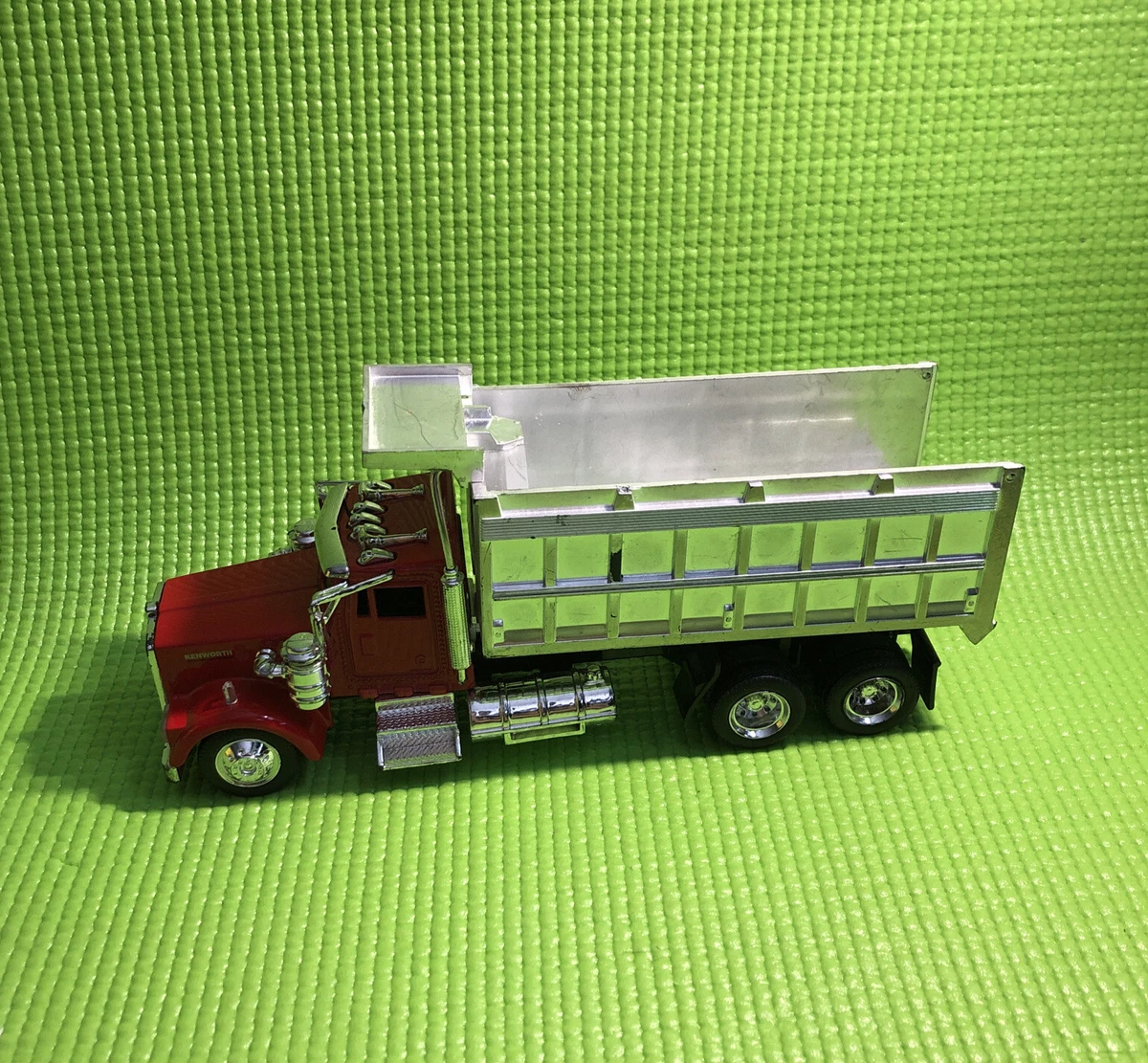 Las mejores ofertas en 1:32 Kenworth Diecast camiones de volteo | eBay