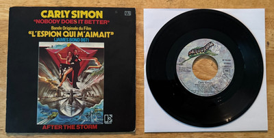 FRENCH 45 7'' SP JAMES BOND 007 ROGER MOORE THE SPY WHO LOVED ME CARLY SIMON