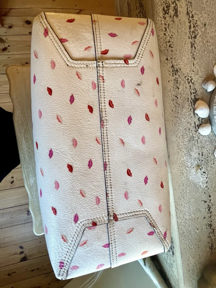 Kate Spade X Disney Minnie Mouse Reversible Lips  Large Tote Bag Pink Red Black - Image 4 of 4