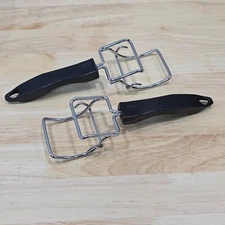 Set of 2 Hot Plate Pans Sheets Trays Safety Carrying Gripper Tongs Clips Clamps