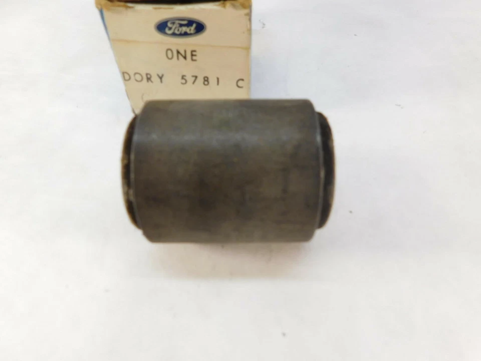 Buje de resorte de hoja trasero Ford Mercury Capri DORY5781-C NOS Foto 3 de 4