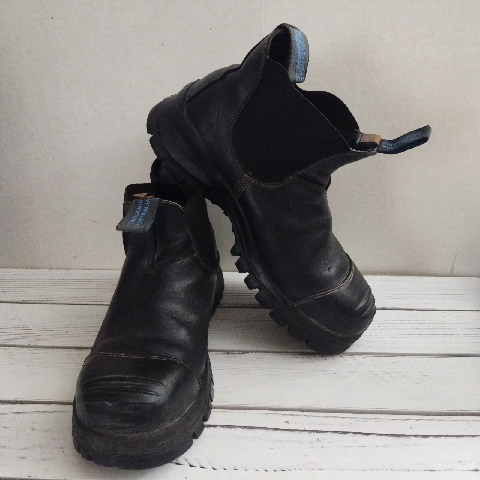 Blundstone Men's Black Steel Toe Chelsea Boots US Size 8.5-image