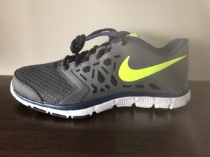 boys gray nikes