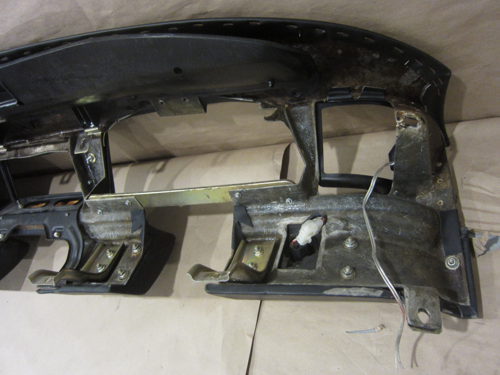 Ferrari 348 - Dashboard / Dash / Glove Box / Black  - USED - P/N 63357400
