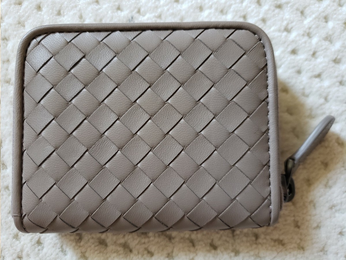 NIB Bottega Veneta Zip Around Card and Coin Wallet, BLACK OR NIB Bottega Veneta Zip Around Card and Coin Wallet, BLACK OR