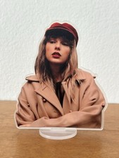 Taylor Swift Stand up figure