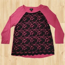 Nicole Miller ニコール・ミラー ホットピンクのブラックレースフロントセーター 女性サイズ 中くらい 