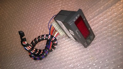Invensys ECH 211B   gebraucht   funktionsfähig / ECH 211 B Steuer Regelmodul