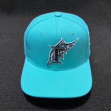 Mitchell & Ness Florida Marlins Snapback Teal Curved Brim One Size MLB