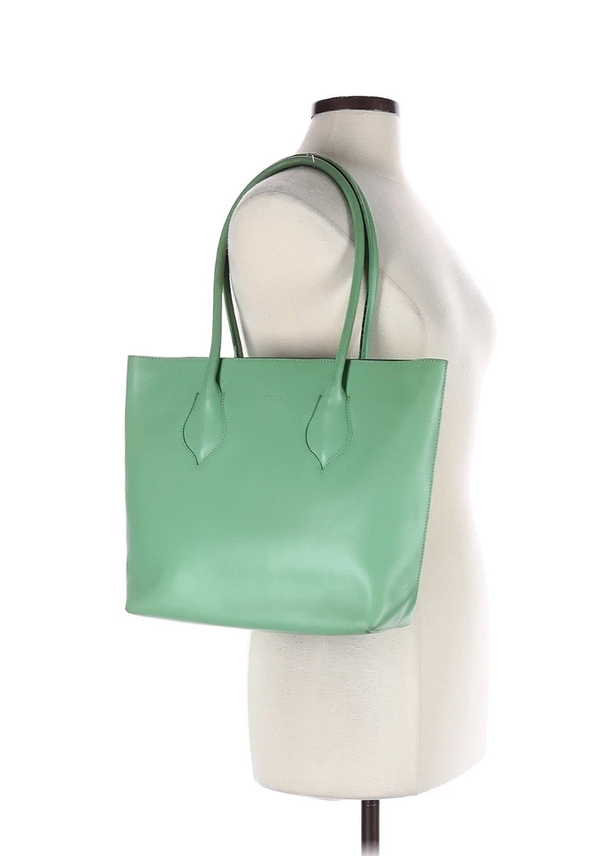 Bolso de Hombro Furla Verde Caramelo Cuero Saffiano Mediano Verde Claro Foto 2 de 3
