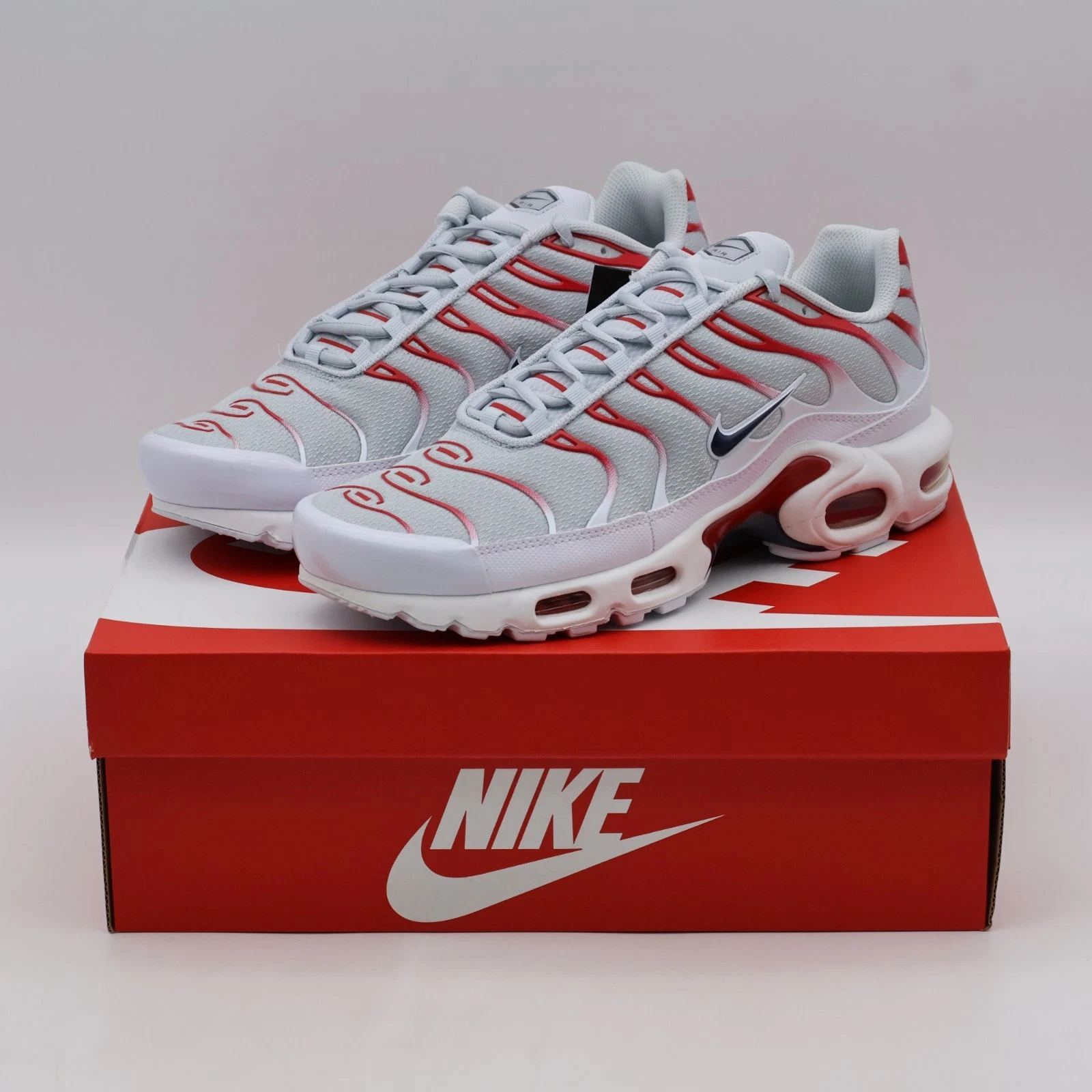 DM0032-034 Nike Air Max Plus Pure Platinum University Red (Men's)
Opens in a new window or tab