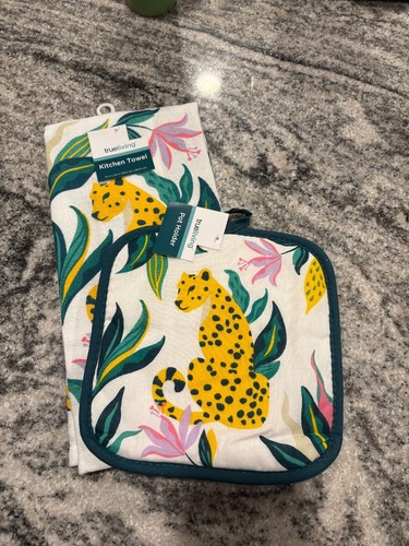 True Living & Kitchen Towel & Potholder Safari Jungle 2 pc