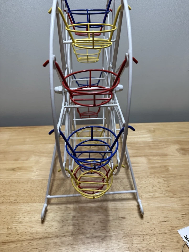 Ferris Wheel Cupcake Holder. Fits 8 - Image 2 of 3