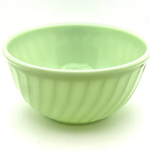 Vintage Fire-King Jadeite Swirl Mixing Bowl – 8" Green Glass Mid-Century Kitchen