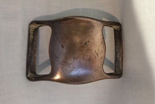 Vintage Brass Belt Buckle that appears to have an Anchor stamped inside. - Picture 3 of 6