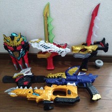 Power Rangers Dino Fury Ryusoulger DX Gold Mosa Blade Blaster Morpher Set BANDAI