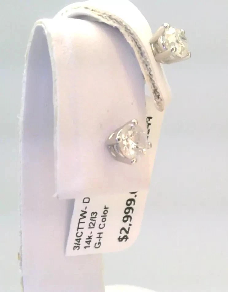 БЕЛОЕ золото 14 карат! Серьги-гвоздики с сертифицированными подлинными бриллиантами 3/4 карата карат - Изображение 2 из 3