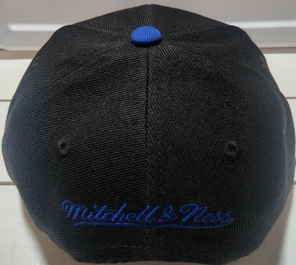Бейсболка Mitchell & Ness NBA 75th Anniversary New York Knicks 2 тона черная синяя - Изображение 4 из 4