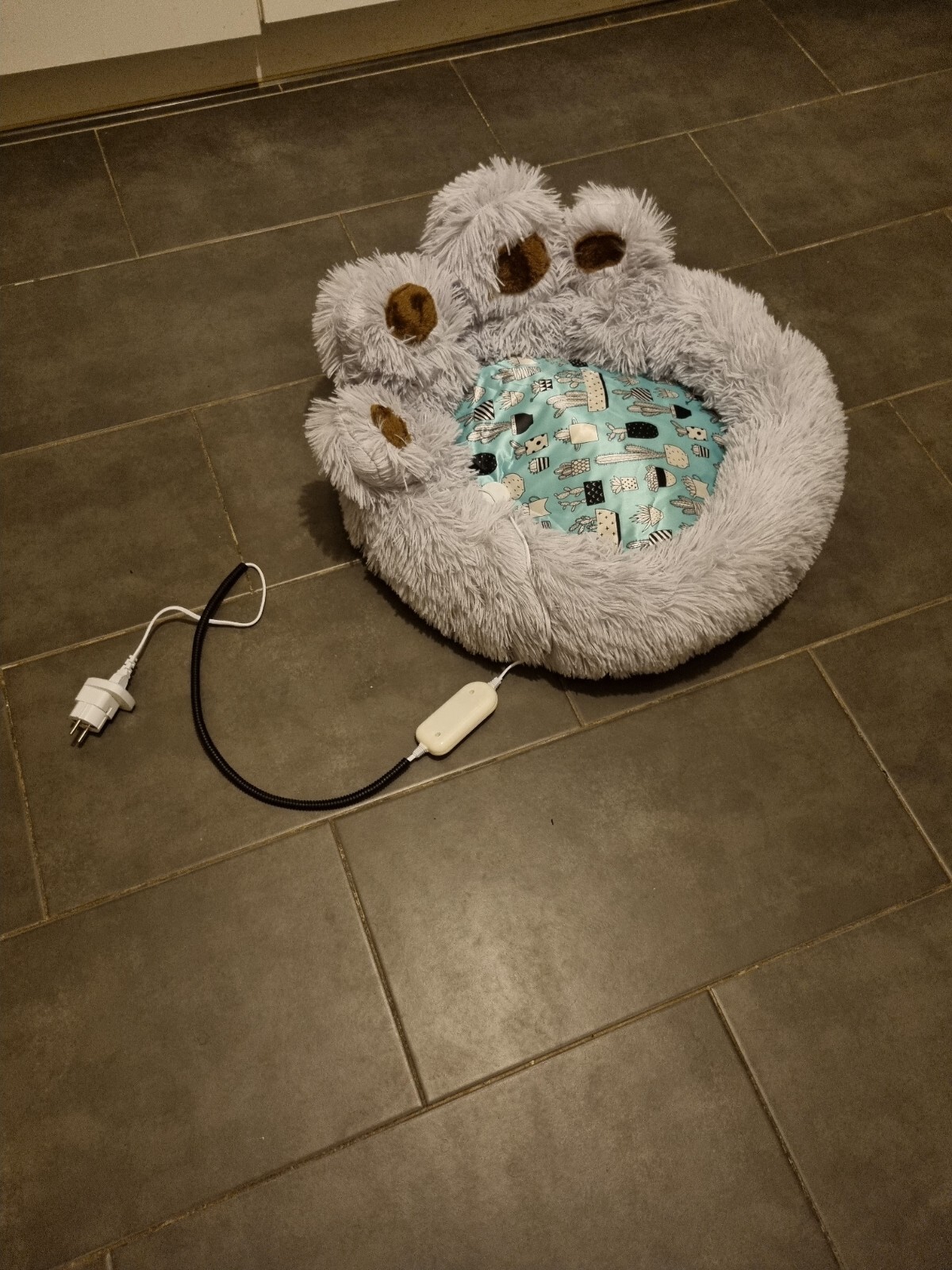 Pouf chauffant pour animaux contre le froid du sol pour vieux chiens