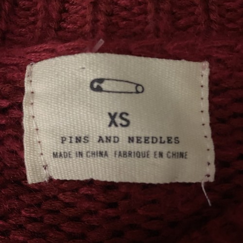 Pins and Needles Sweater XS Red White Tiger Fuzzy Knit Casual Soft Acrylic Blend - Picture 12 of 12