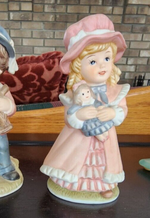 Home Interiors Victorian Girl #1419 Homco White Blue Pink !