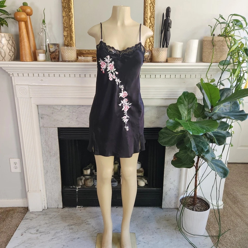 Vestido sin Mangas Vintage Años 90 Negro Floral Chemise Talla M Rosa Bordado Mini Encaje Y2K Foto 2 de 4