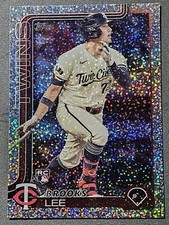 2025 Topps Series 1 Celebration -  Brooks Lee #317 Confetti Foilboard 