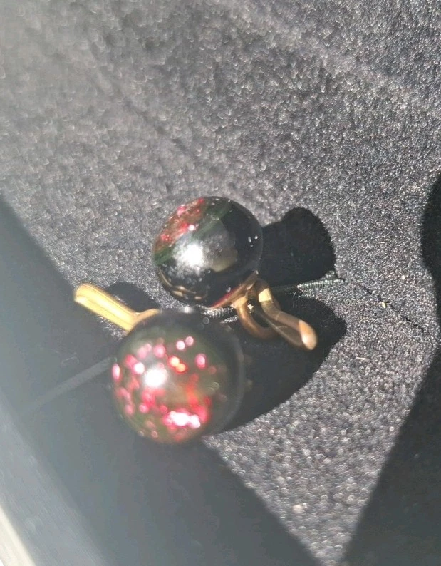 Rare Red Antique Paper Weight Glass Buttons - Image 3 of 4