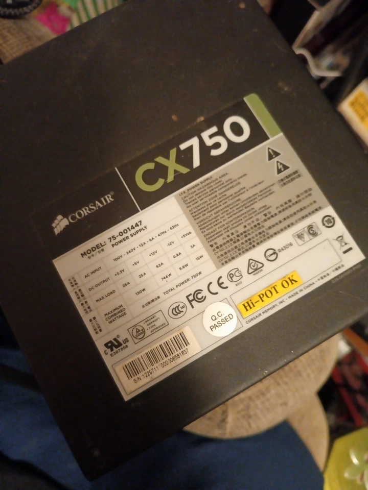 Fuente de alimentación Corsair CX750 750W PSU CP-9020015 modelo #75-001447 usada Foto 3 de 4