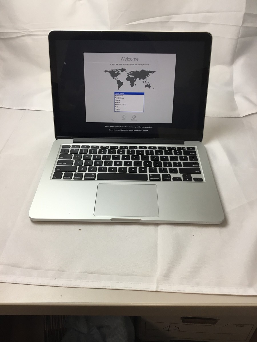 Apple MacBook Pro (M2015) 